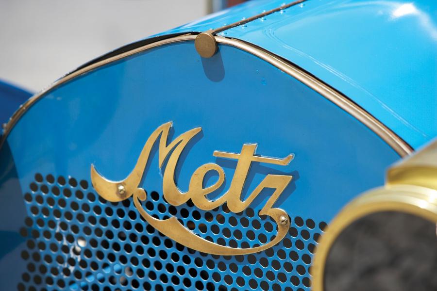  Metz Two Runabout 1909 года  (фото 2 из 8)